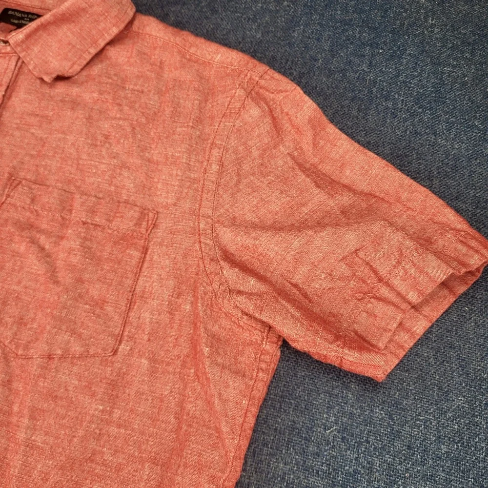 Banana Republic Mens Red Linen Cotton Short Sleeve Button Up Shirt Standard Fit